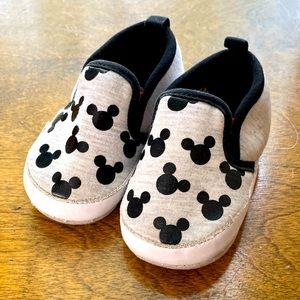 Disney Mickey Mouse Baby Booties